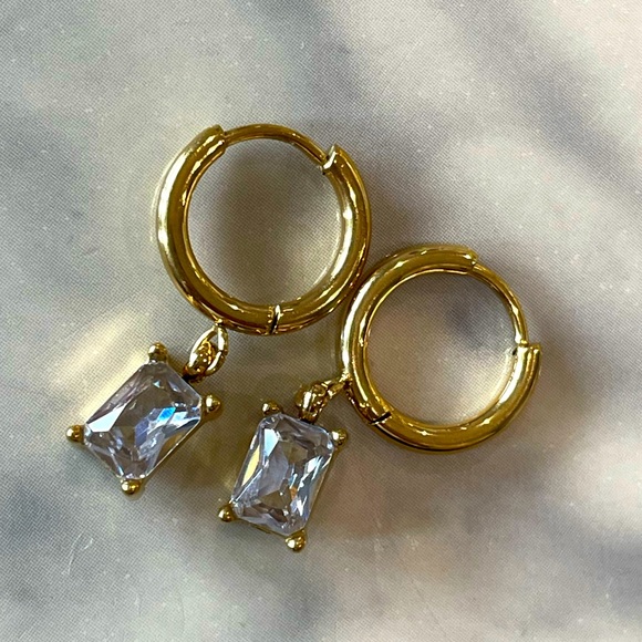 Crystal Dangle Gold Hoop Earrings - Picture 1 of 1